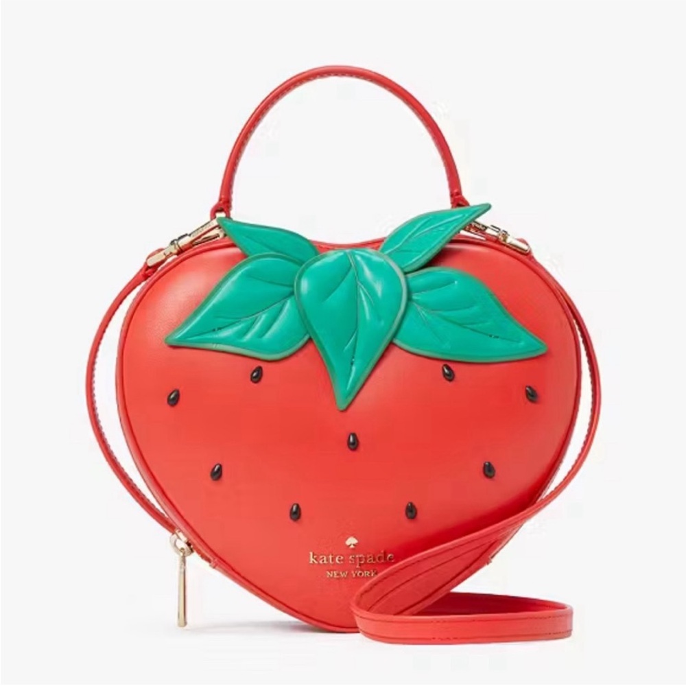 NWT KATE SPADE STRAWBERRY DREAMS 3D
CROSSBODY BAG
